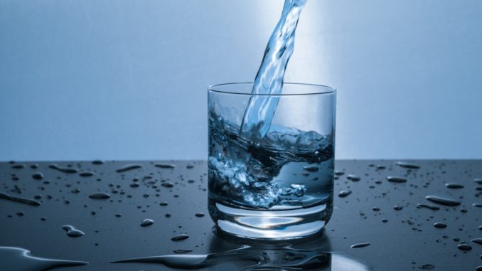 Alkaliczna woda jonizowana